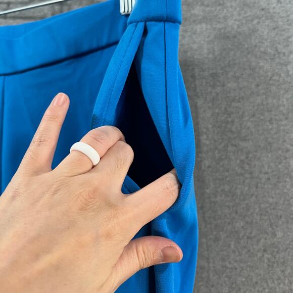 Susan Graver Petite LK Fusion Pull-On Crop Pant Cabana Blue, Petite Large - Picture 7 of 7